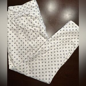 Ann Taylor Straight Leg Curvy Fit Jeans in White with Navy Floral